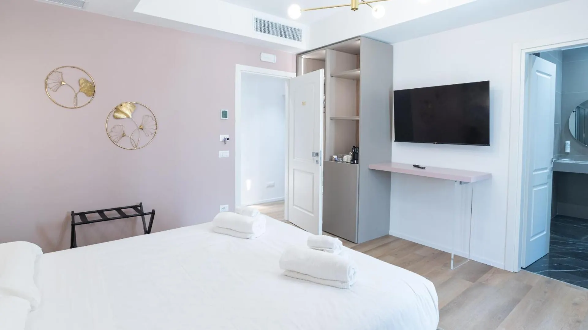 Maison Rasella Palace Suites Rzym Włochy