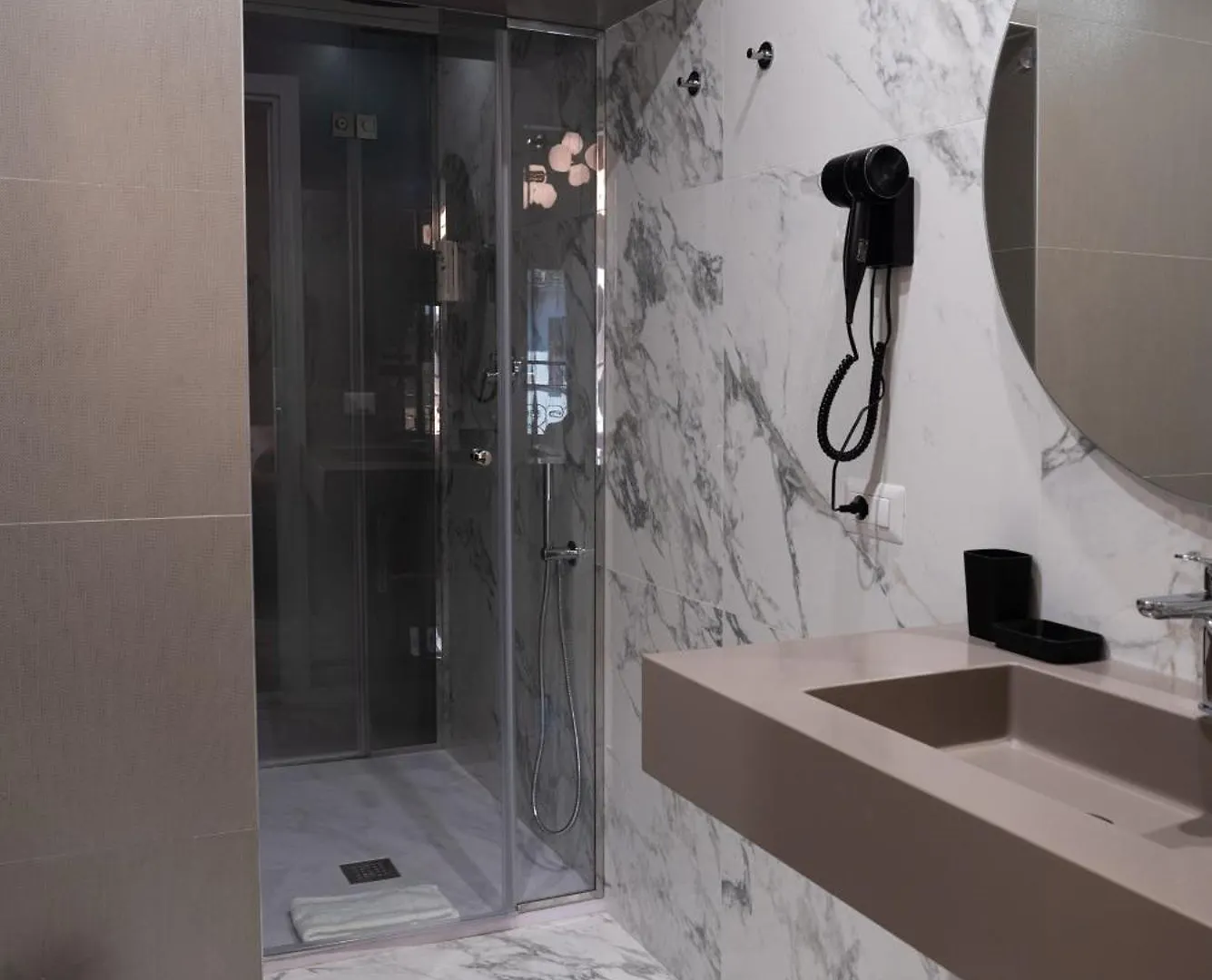 Maison Rasella Palace Suites Rzym 0*,