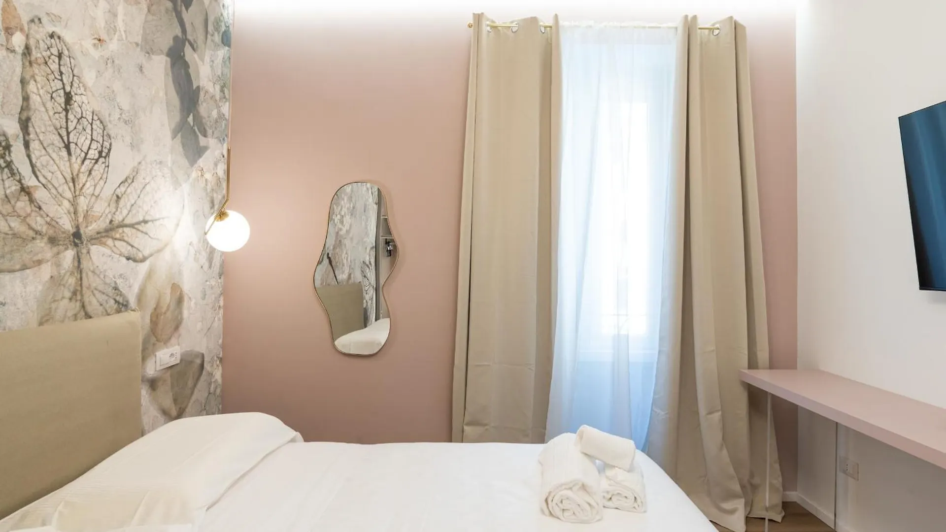 Maison Rasella Palace Suites Rzym 0*,