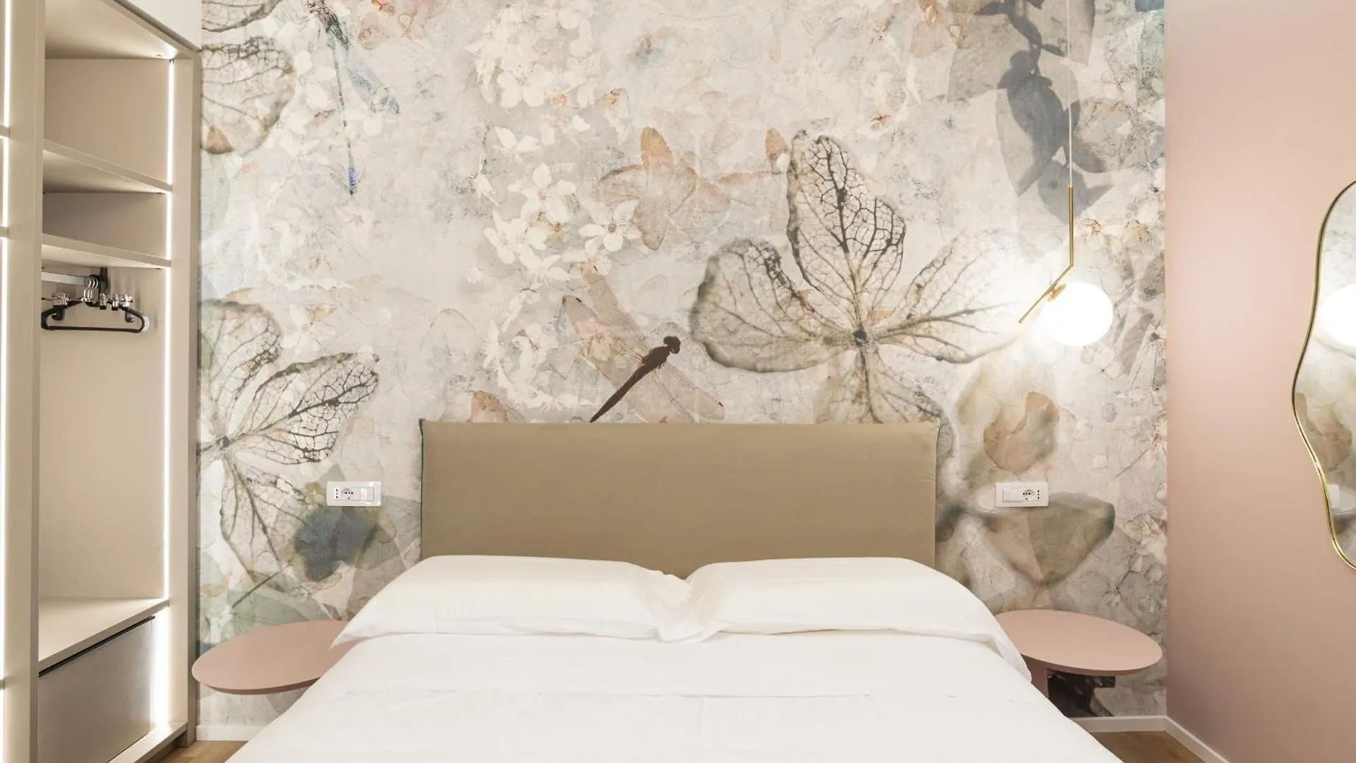 Maison Rasella Palace Suites Rzym 0*,  Włochy
